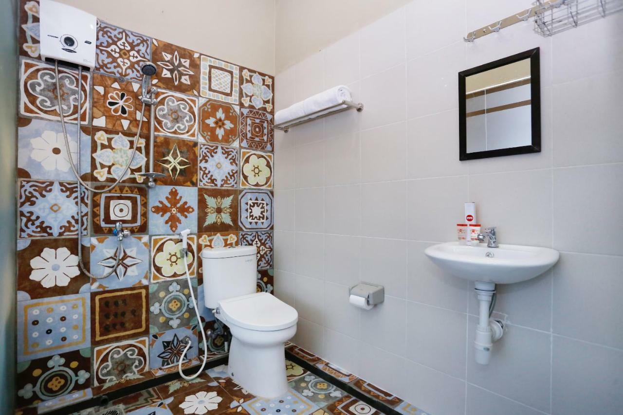 Oyo 1072 Kampung Condro Wulan Guesthouse Maguwo Экстерьер фото